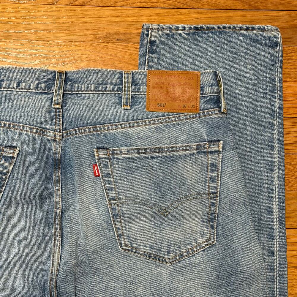 LEVI'S | Men's Org. 501 Jeans Vintage Light Wash Classic Straight Leg 38 X 32